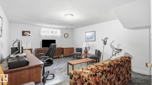 18315 86 Avenue, Edmonton, AB 