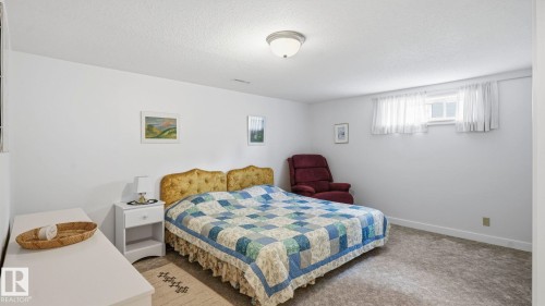 18315 86 Avenue, Edmonton, AB 