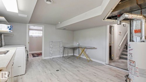 18315 86 Avenue, Edmonton, AB 