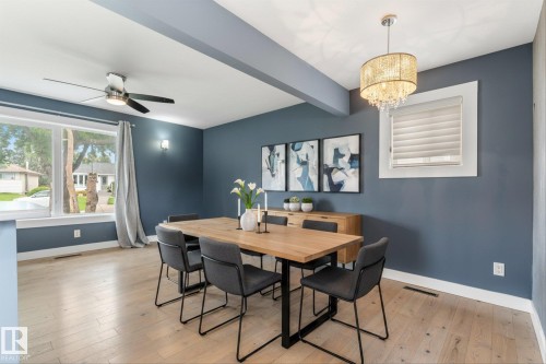 10945 164 Street Nw, Edmonton, AB - Indoor Photo Showing Dining Room