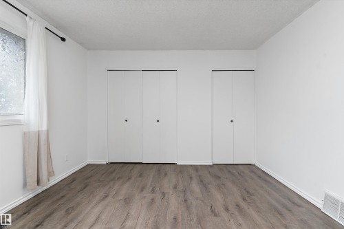 17406 76 Avenue, Edmonton, AB 