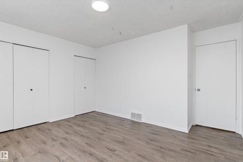 17406 76 Avenue, Edmonton, AB 