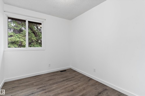 17406 76 Avenue, Edmonton, AB 