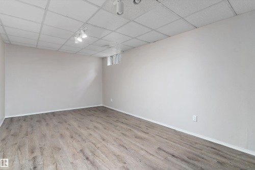 17406 76 Avenue, Edmonton, AB 
