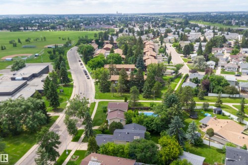 17406 76 Avenue, Edmonton, AB 
