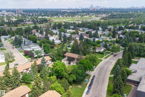 17406 76 Avenue, Edmonton, AB 