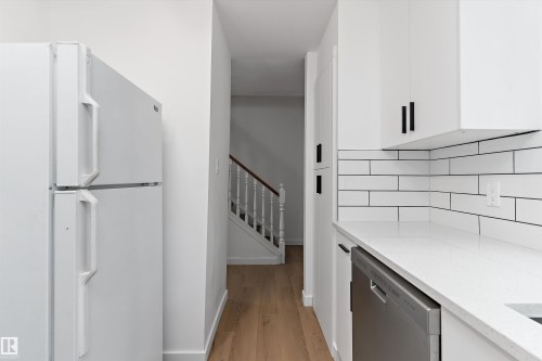 17406 76 Avenue, Edmonton, AB 