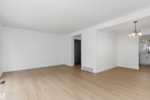 17406 76 Avenue, Edmonton, AB 