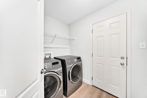 5009 Godson Court, Edmonton, AB 