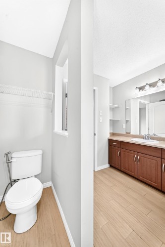 5009 Godson Court, Edmonton, AB 