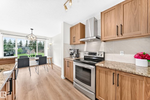 5009 Godson Court, Edmonton, AB 