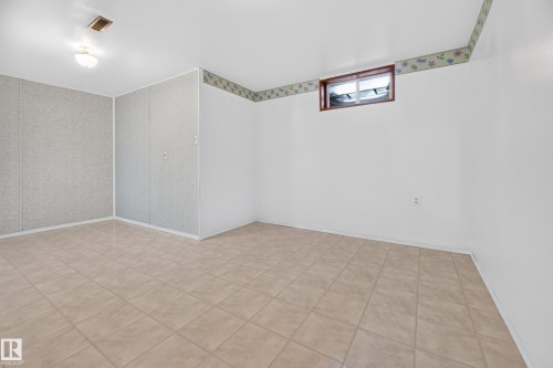 #117 51 Alton Dr, Leduc, AB - Indoor Photo Showing Other Room