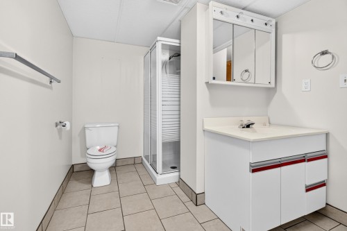 #117 51 Alton Dr, Leduc, AB - Indoor Photo Showing Bathroom