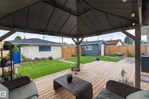 5608 101A Avenue, Edmonton, AB 