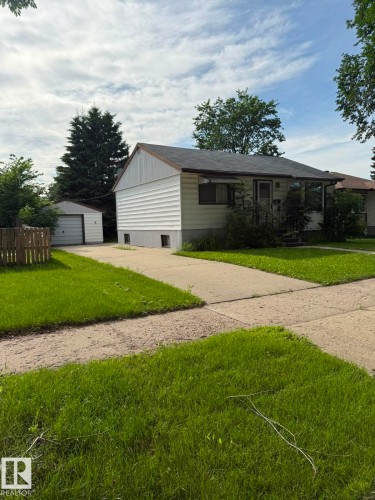 12114 41 Street, Edmonton, AB 