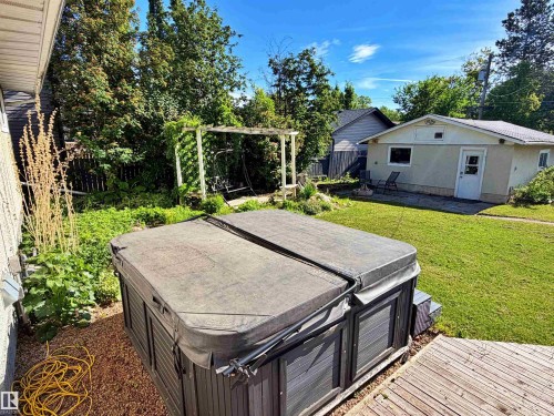 9523 151 Street, Edmonton, AB 