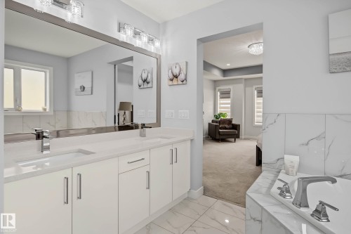 4010 46 Avenue, Beaumont, AB - Indoor Photo Showing Bathroom