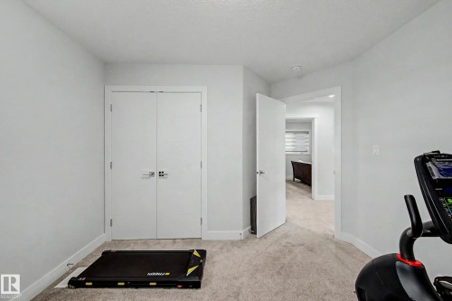 4010 46 Avenue, Beaumont, AB - Indoor Photo Showing Other Room