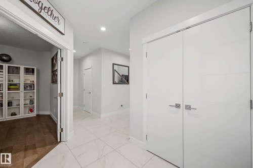 4010 46 Avenue, Beaumont, AB - Indoor Photo Showing Other Room