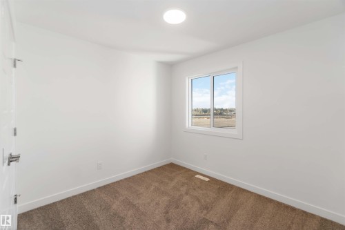 17306 6A Street Ne, Edmonton, AB 