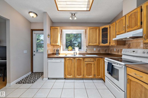 2127 40 Street, Edmonton, AB 