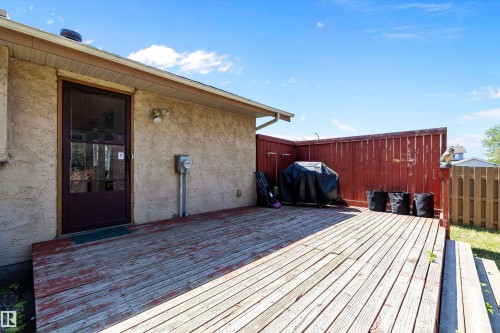 2127 40 Street, Edmonton, AB 