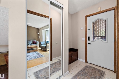 2127 40 Street, Edmonton, AB 