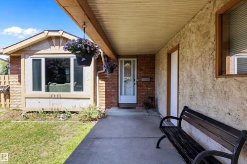 2127 40 Street, Edmonton, AB 