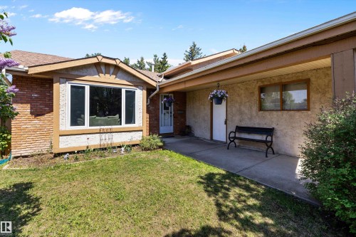 2127 40 Street, Edmonton, AB 