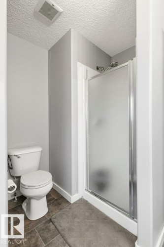 27 Spruce Ridge Drive, Spruce Grove, AB - Indoor Photo Showing Bathroom