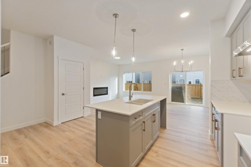 2503 194 Street, Edmonton, AB 