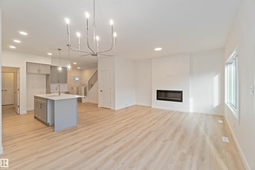 2503 194 Street, Edmonton, AB 