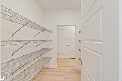 2503 194 Street, Edmonton, AB 