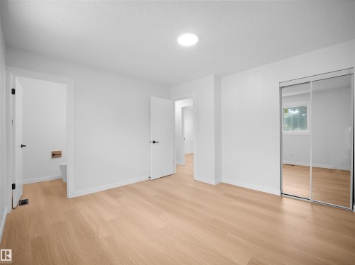 8804 19 Avenue, Edmonton, AB 