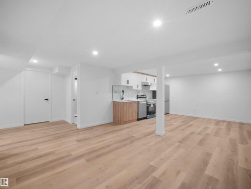 8804 19 Avenue, Edmonton, AB 
