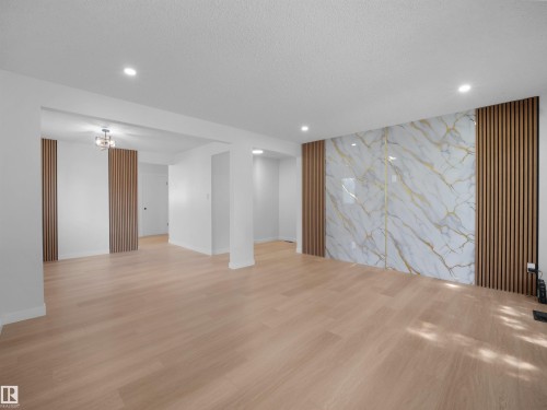 8804 19 Avenue, Edmonton, AB 