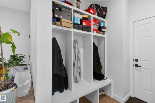 52 Aberdeen Crescent, Sherwood Park, AB - Indoor Photo Showing Other Room