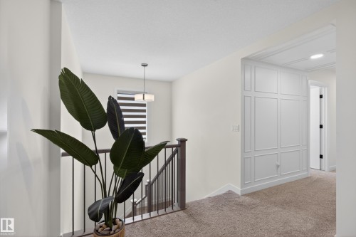 52 Aberdeen Crescent, Sherwood Park, AB - Indoor Photo Showing Other Room