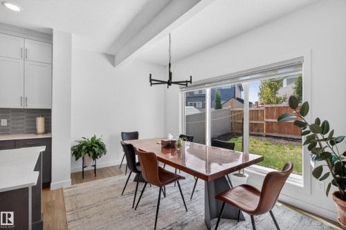52 Aberdeen Crescent, Sherwood Park, AB - Indoor Photo Showing Dining Room