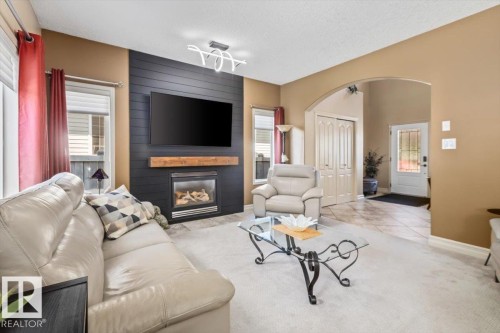 19 Orlando Drive, St. Albert, AB 