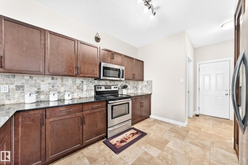 17819 8 Avenue, Edmonton, AB 