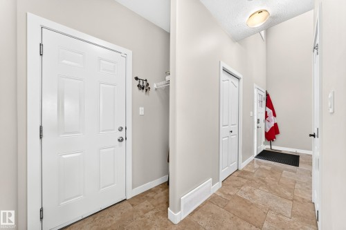 17819 8 Avenue, Edmonton, AB 