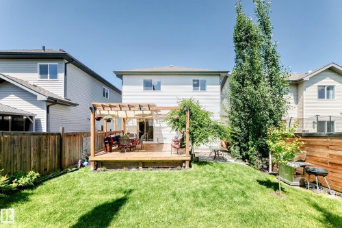 17819 8 Avenue, Edmonton, AB 