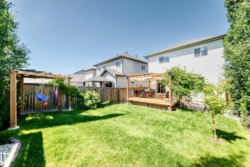 17819 8 Avenue, Edmonton, AB 