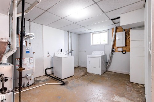 11115 11117 116 Street Nw, Edmonton, AB - Indoor Photo Showing Laundry Room