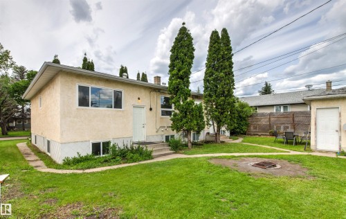 11115 11117 116 Street Nw, Edmonton, AB - Outdoor