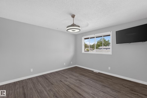 131 Cameron Crescent, Wetaskiwin, AB - Indoor Photo Showing Other Room
