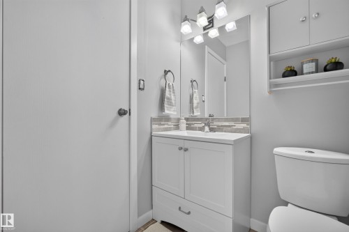 131 Cameron Crescent, Wetaskiwin, AB - Indoor Photo Showing Bathroom
