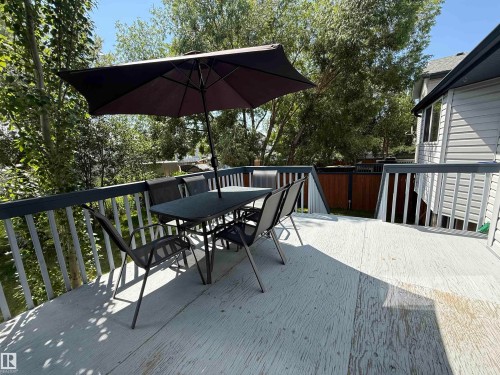 25 Heatherglen Crescent, Spruce Grove, AB 