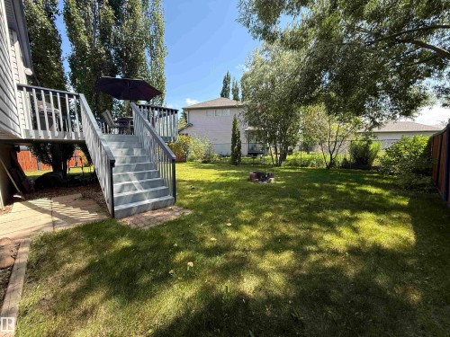 25 Heatherglen Crescent, Spruce Grove, AB 